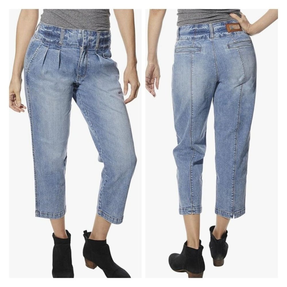 Indigo Saints Pleated Cropped High Rise Light‎ wash Jeans (8) 29x25.5 NWT